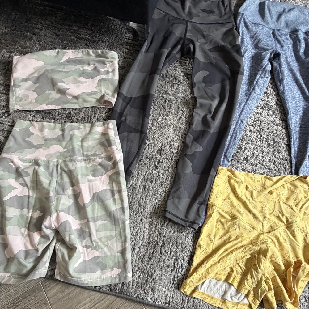 Aerie leggings and biker shorts - Picture 3 of 14